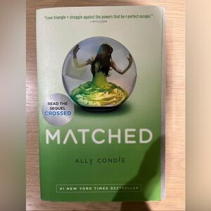 5/$7 📚 Matched by Ally Condie
